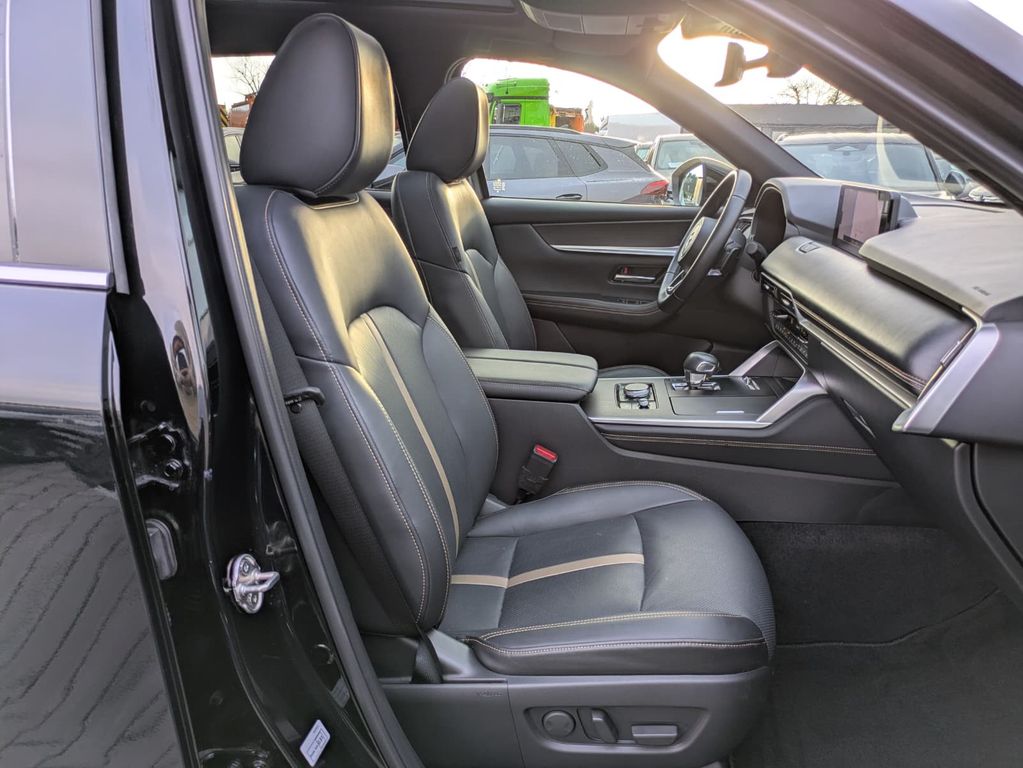 Mazda CX-80 2025