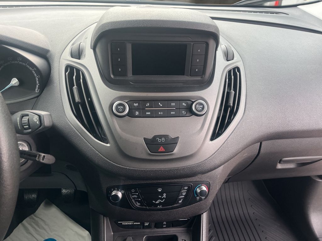 Ford Transit Courier 2020