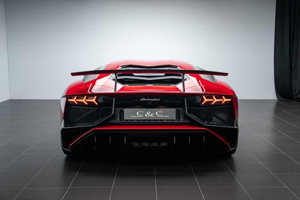 Lamborghini Aventador 2017