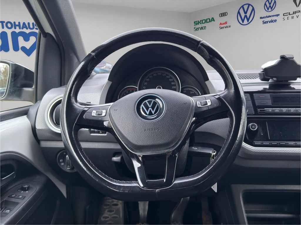 Volkswagen up! 2022