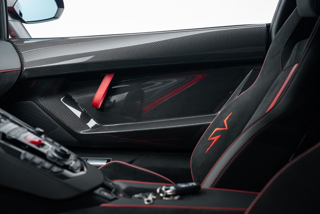 Lamborghini Aventador 2017