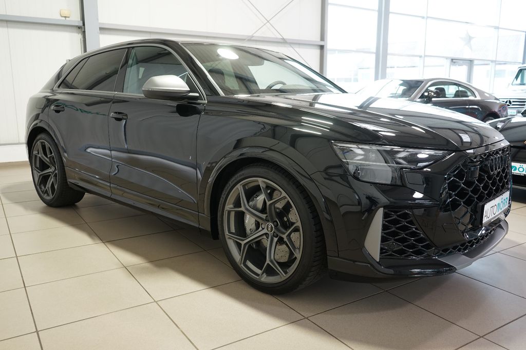 Audi RSQ8 2025