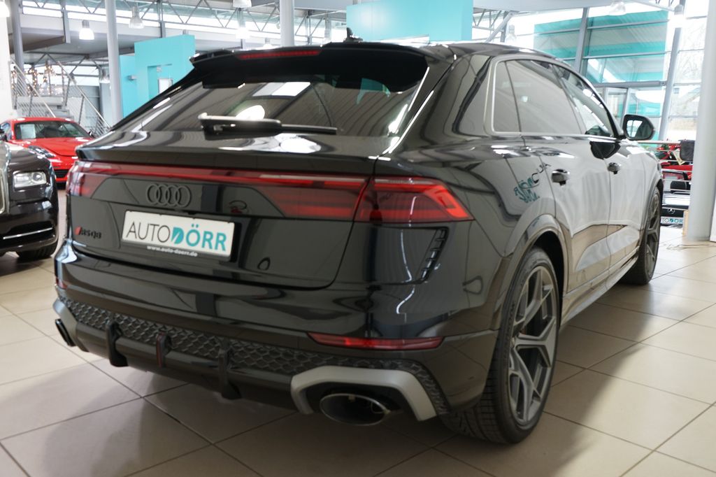 Audi RSQ8 2025
