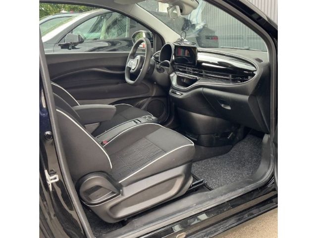 Fiat 500e 2023