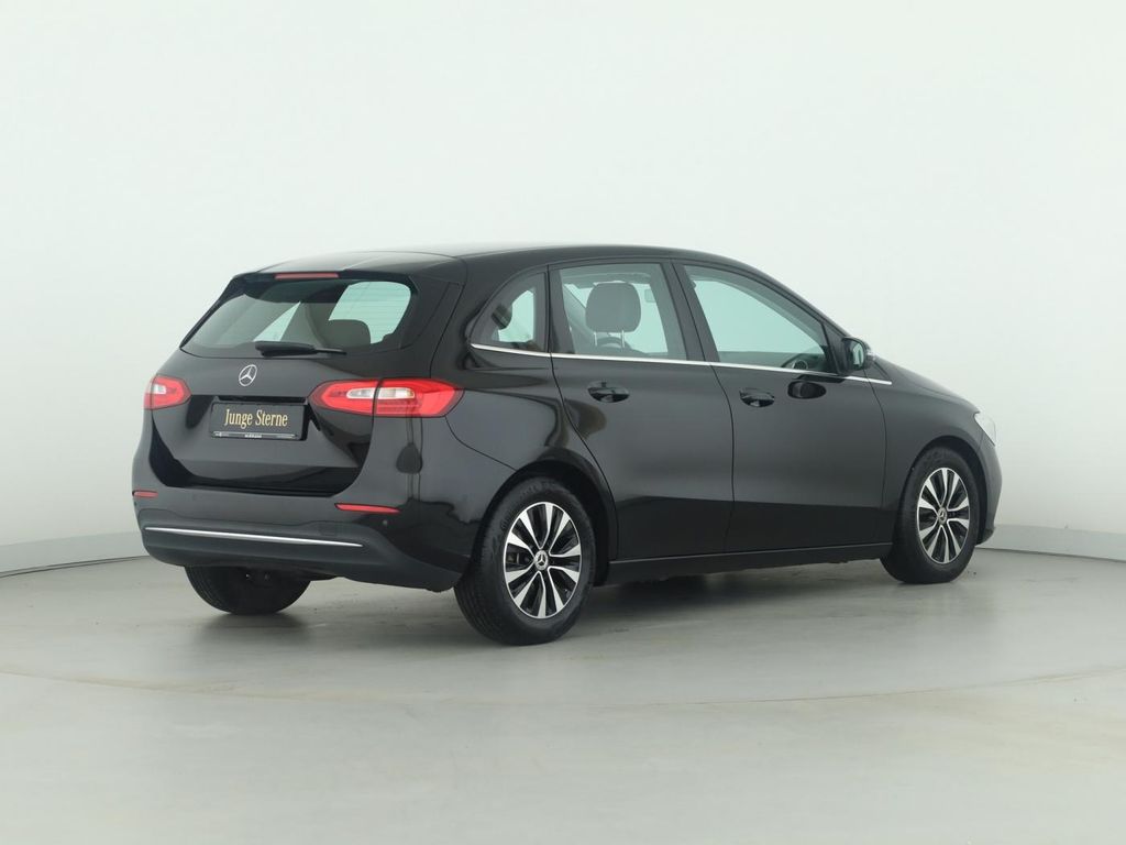 Mercedes-Benz B 180 2022