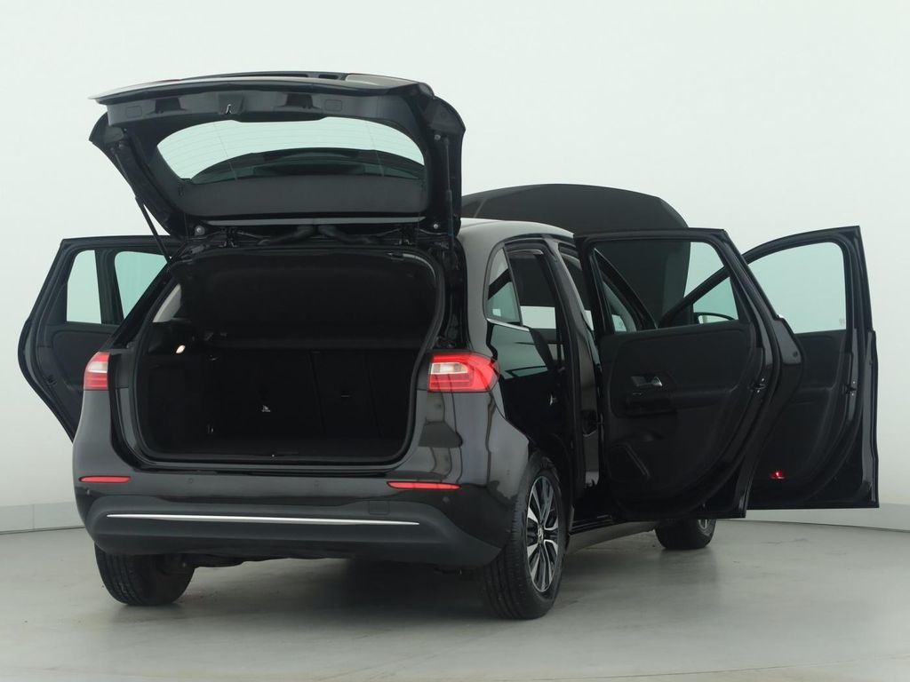 Mercedes-Benz B 180 2022