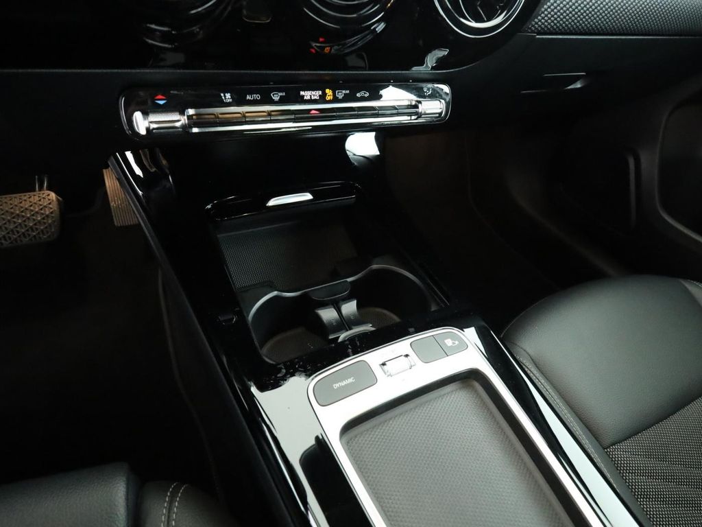 Mercedes-Benz A 180 2023