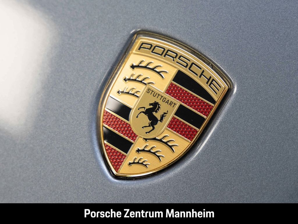 Porsche 992 2024