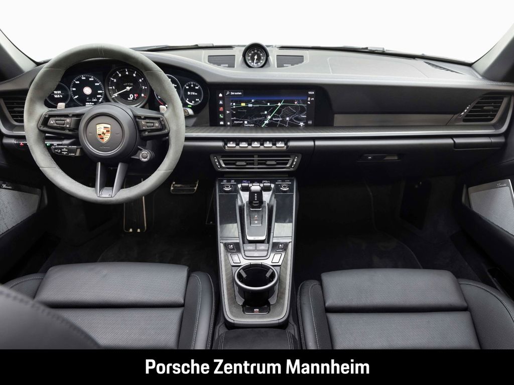 Porsche 992 2024