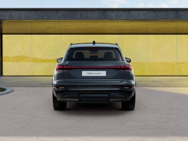 Audi SQ6 e-tron