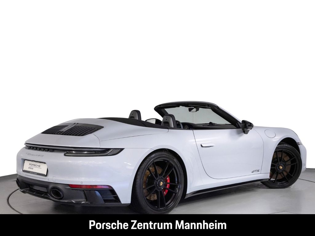 Porsche 992 2024