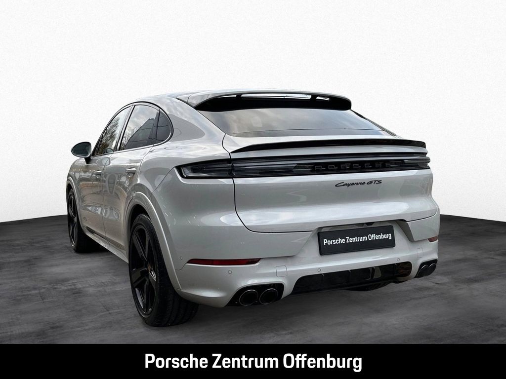 Porsche Cayenne 2025
