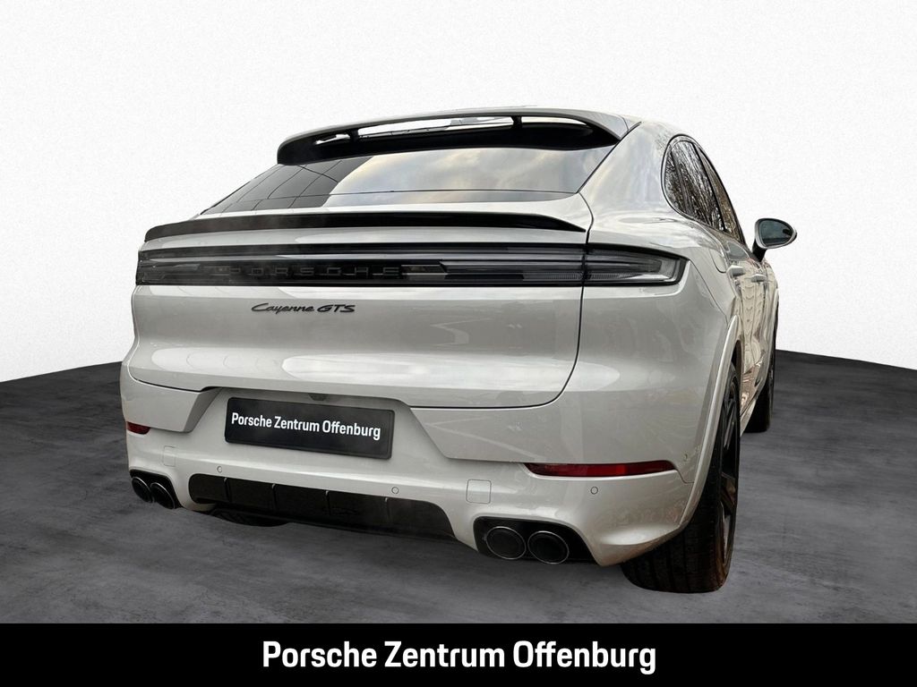 Porsche Cayenne 2025