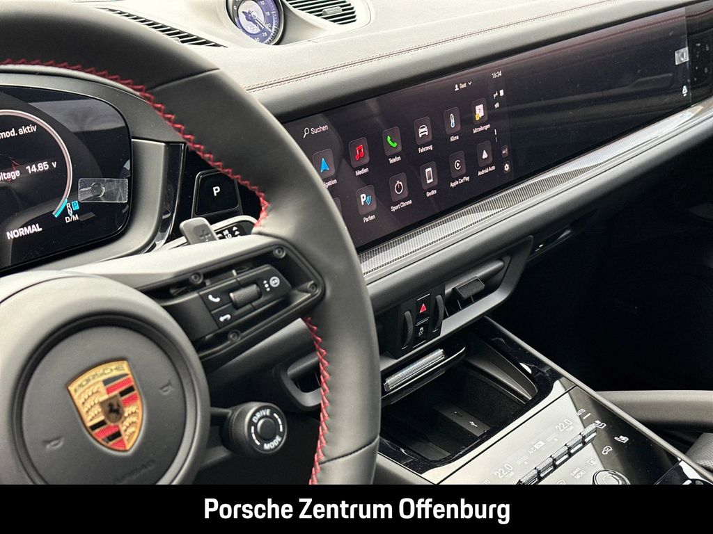 Porsche Cayenne 2025