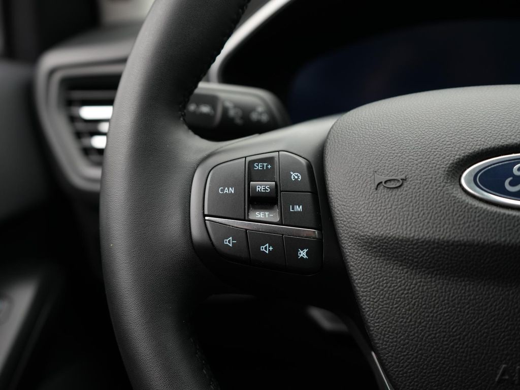 Ford Focus 2024