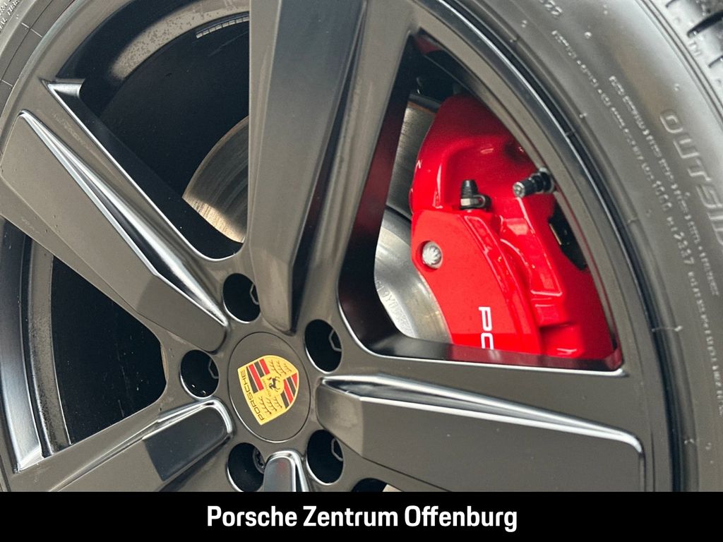 Porsche Cayenne 2025