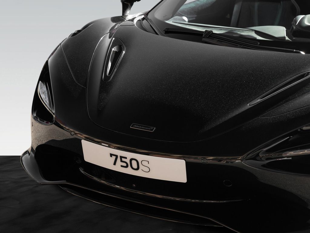 McLaren 750S