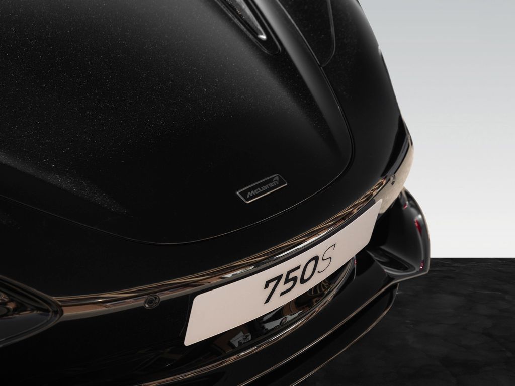 McLaren 750S