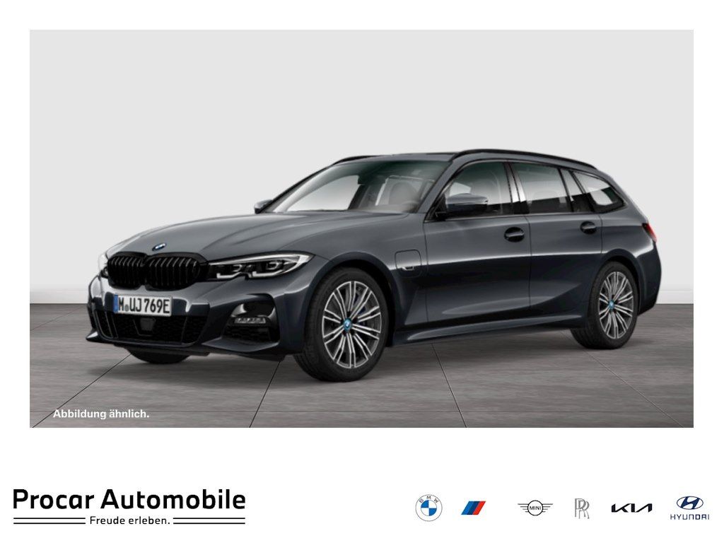 BMW 330 2021