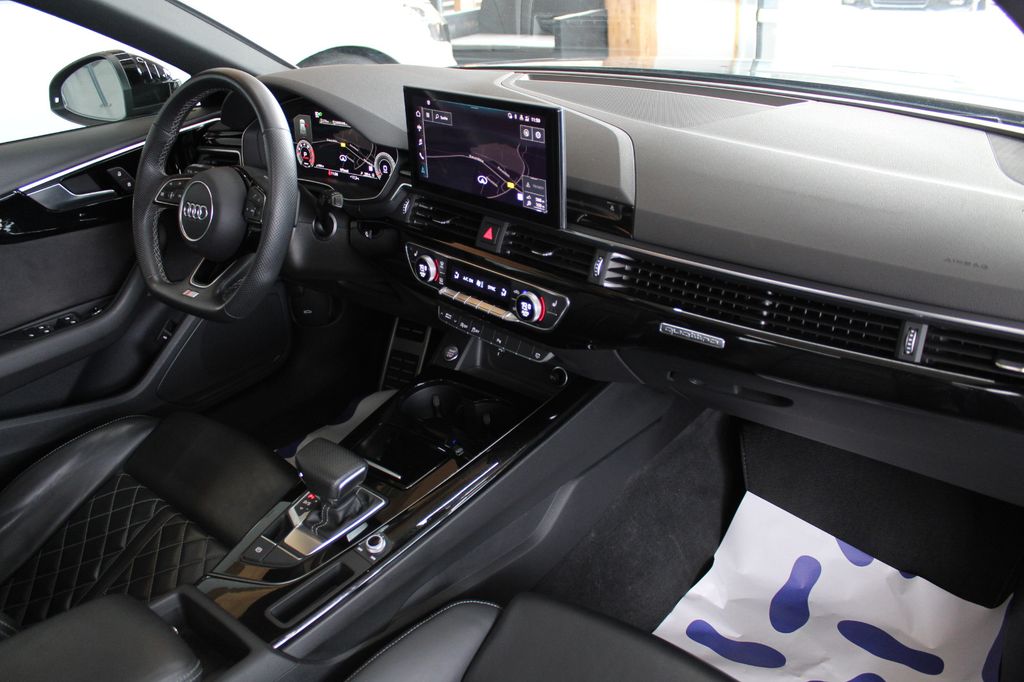 Audi A4 2022
