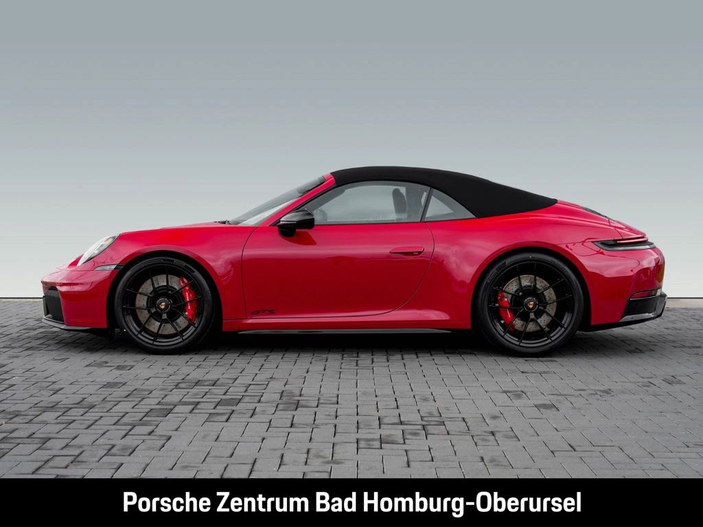 Porsche 992 2025