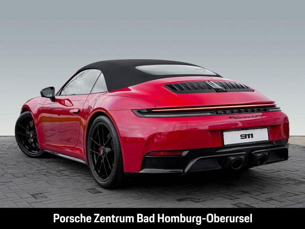 Porsche 992 2025