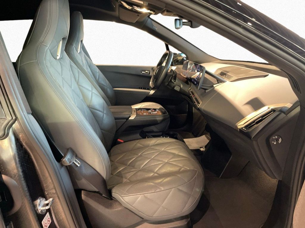 BMW iX 2023