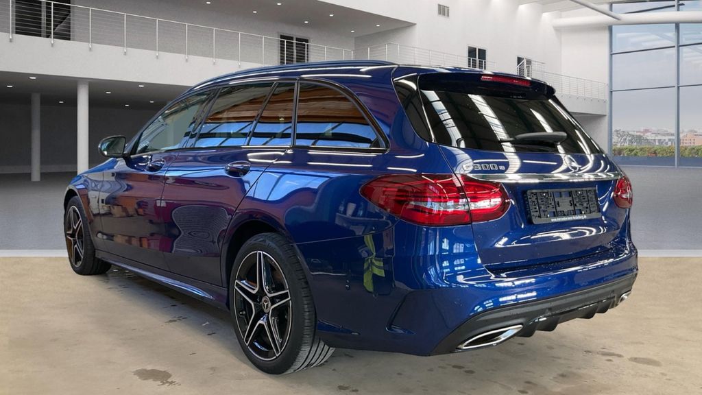 Mercedes-Benz C 300 2021