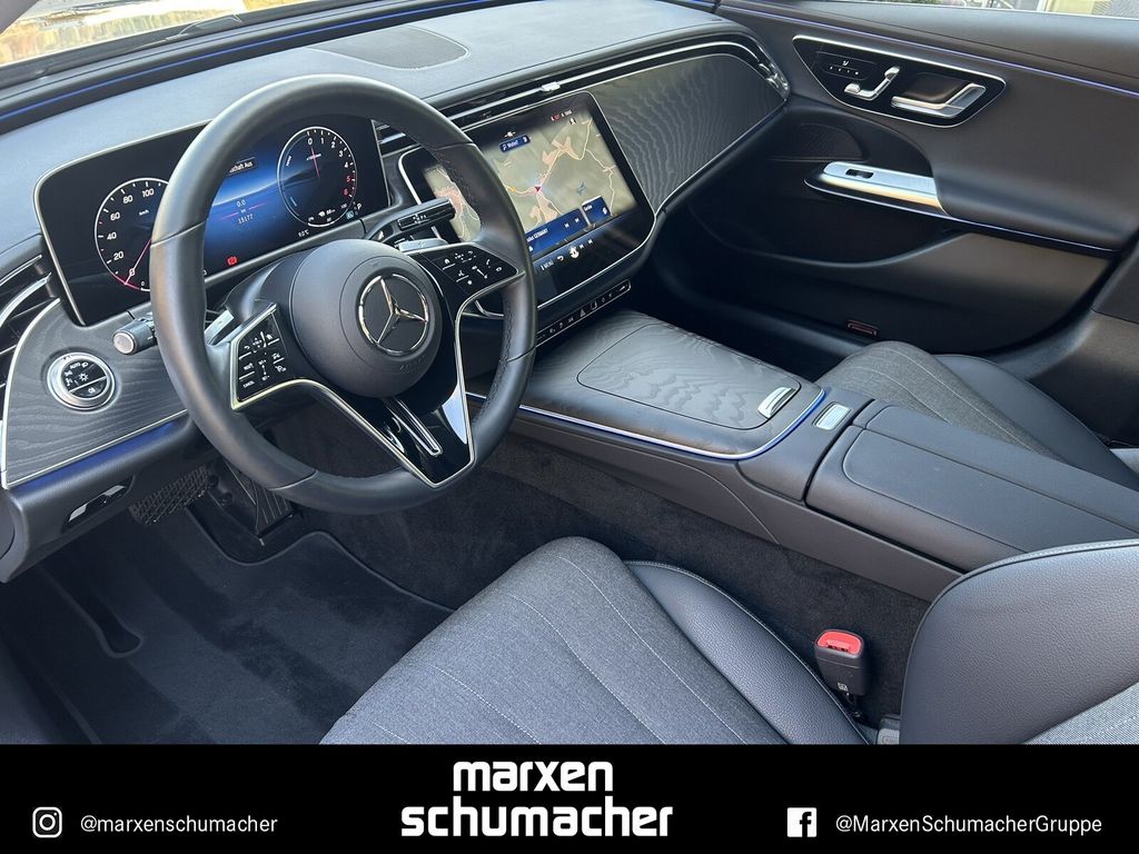 Mercedes-Benz E 300 2025