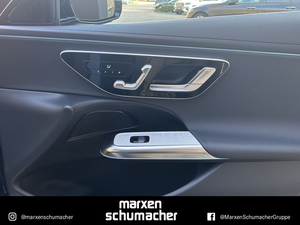 Mercedes-Benz E 300 2025
