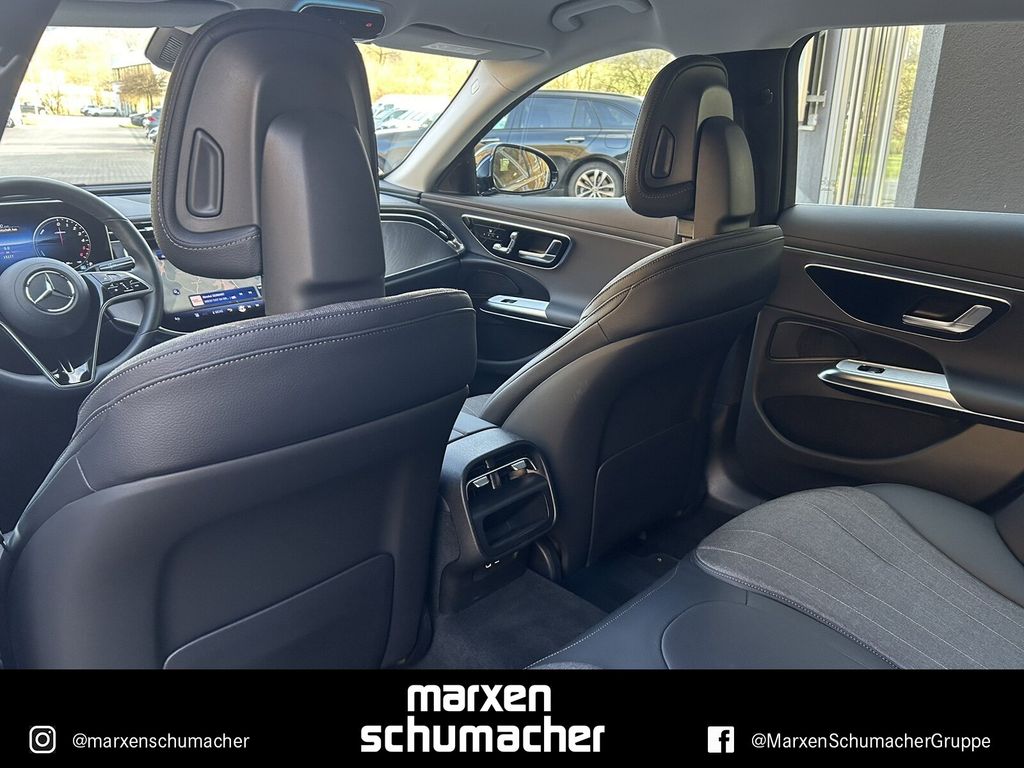 Mercedes-Benz E 300 2025