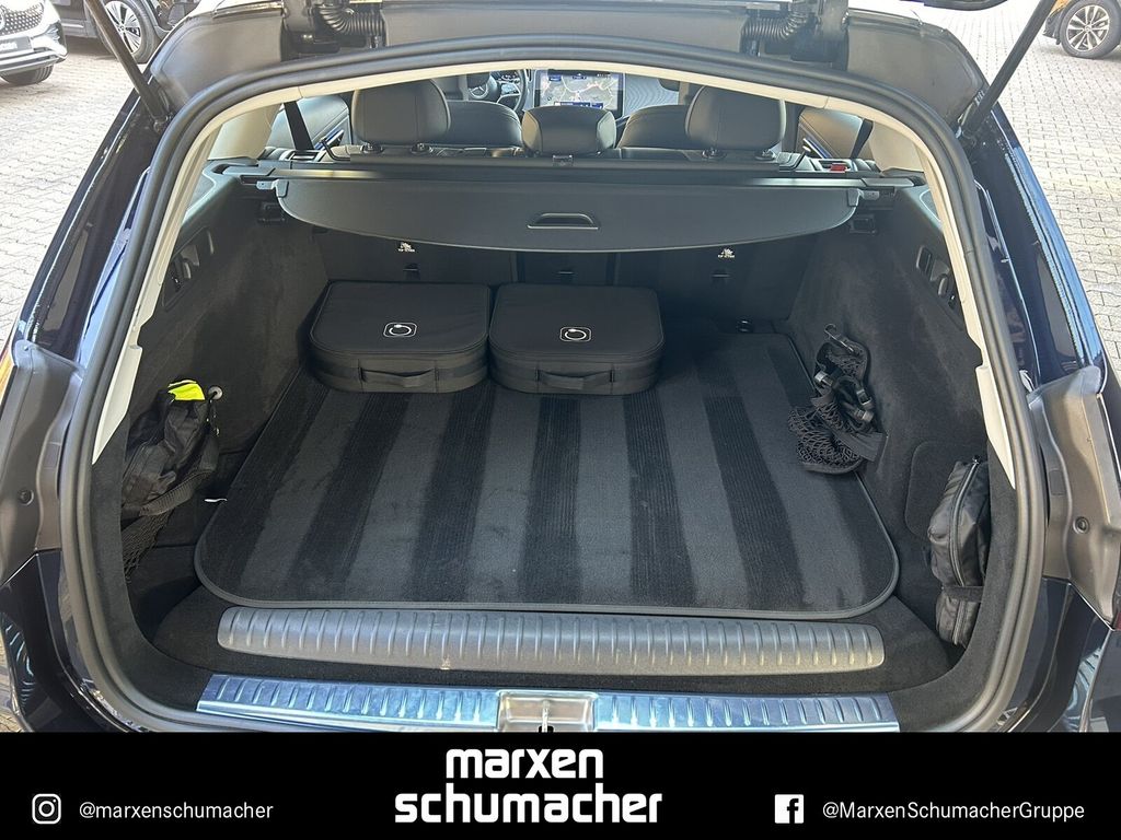 Mercedes-Benz E 300 2025