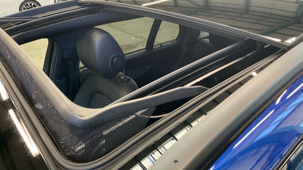 Mercedes-Benz C 300 2021