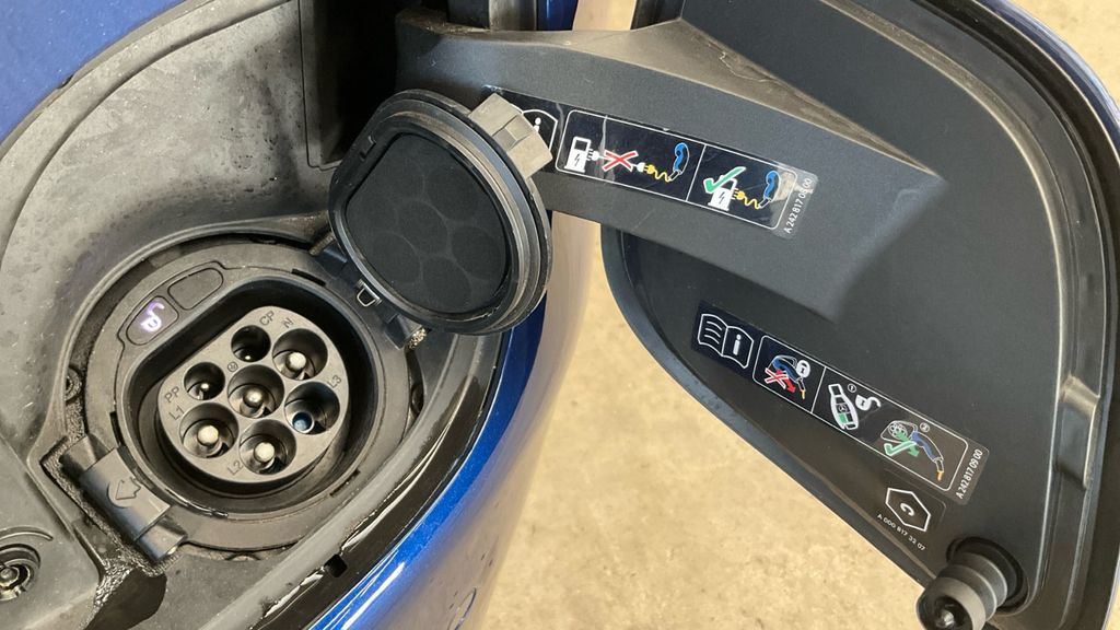 Mercedes-Benz C 300 2021