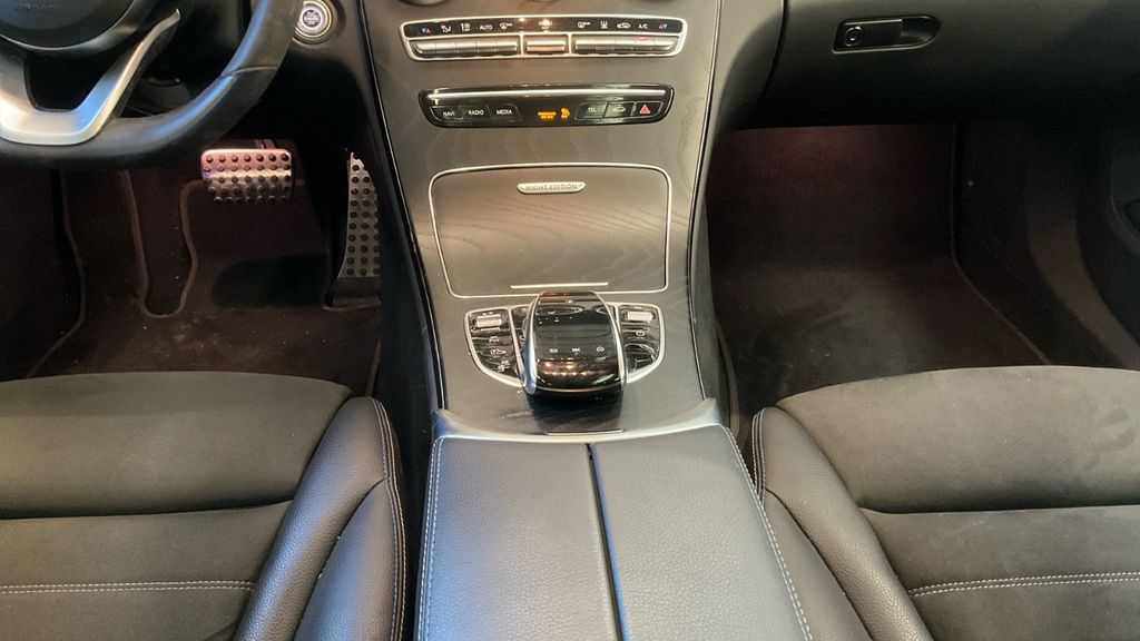 Mercedes-Benz C 300 2021