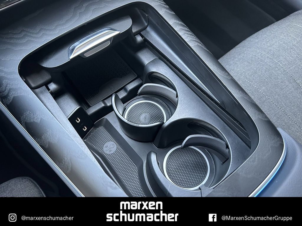 Mercedes-Benz E 300 2025