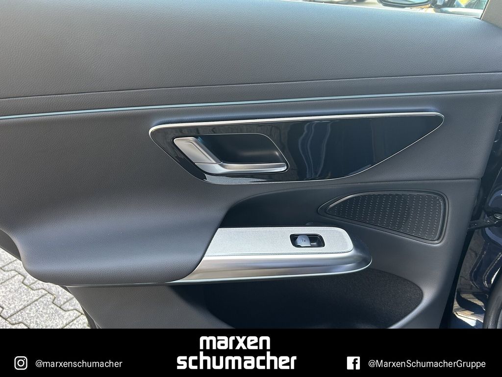 Mercedes-Benz E 300 2025