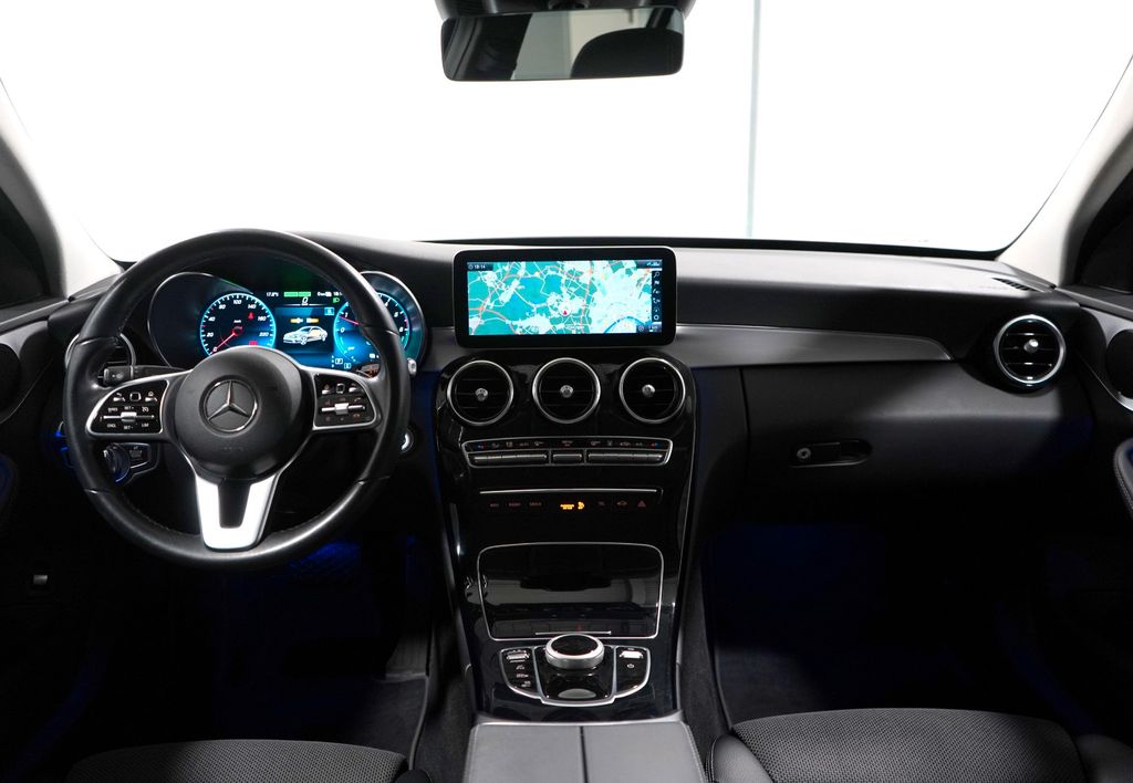 Mercedes-Benz C 300 2020