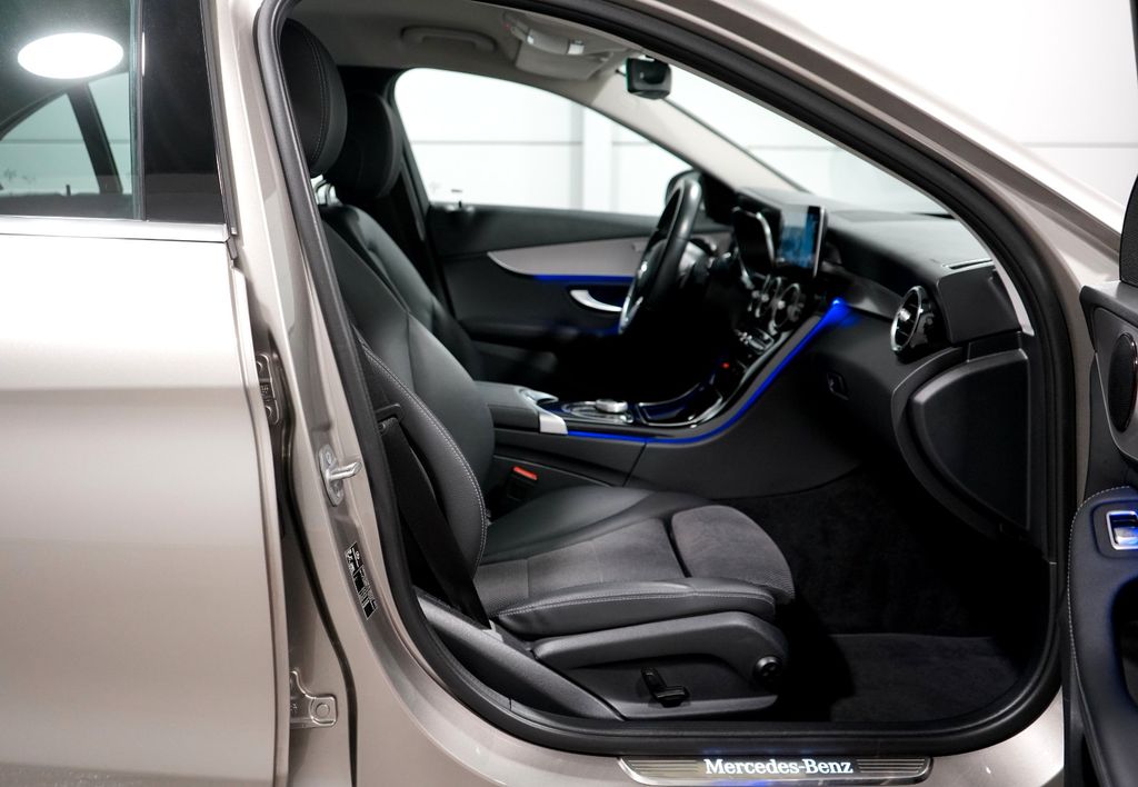 Mercedes-Benz C 300 2020