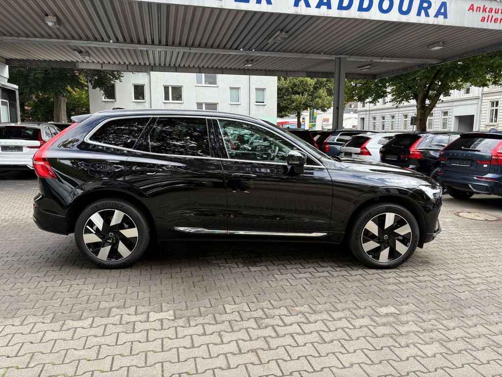 Volvo XC60 2025