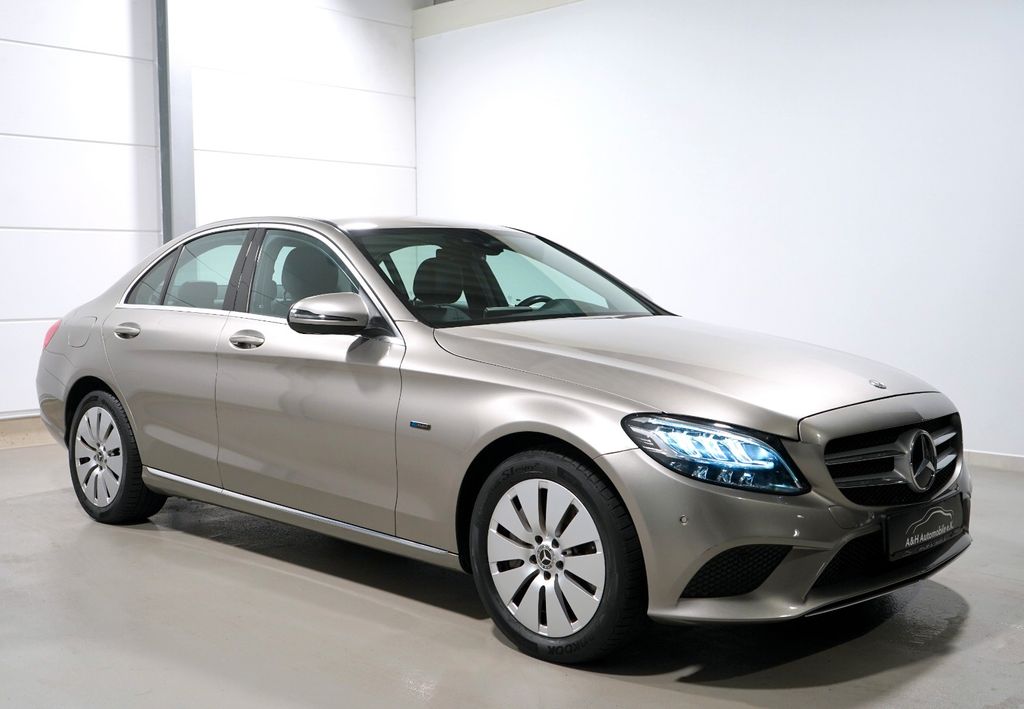Mercedes-Benz C 300 2020