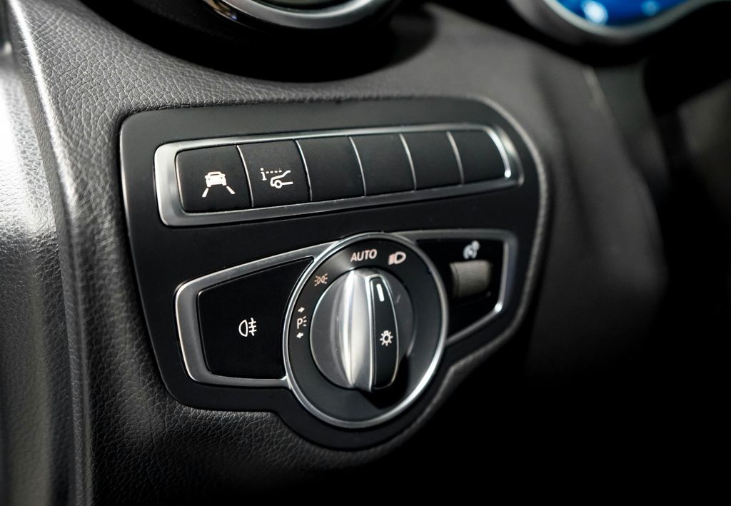 Mercedes-Benz C 300 2020