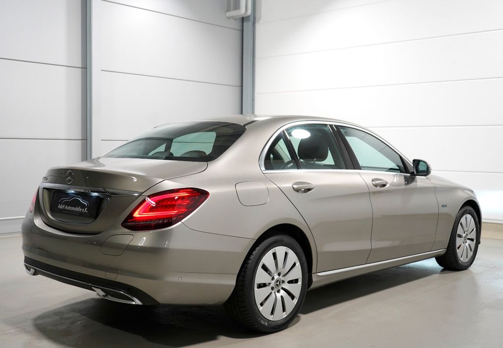Mercedes-Benz C 300 2020