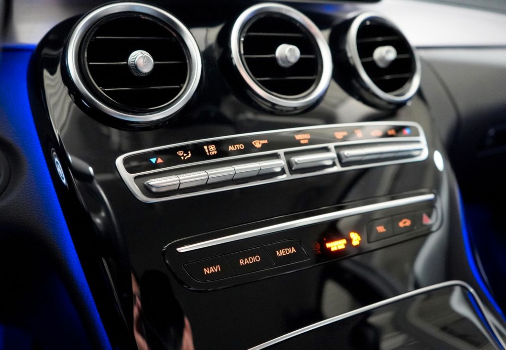 Mercedes-Benz C 300 2020