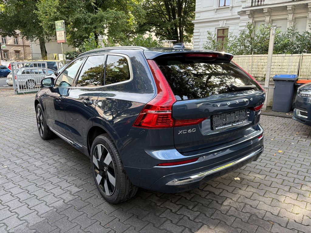 Volvo XC60 2025