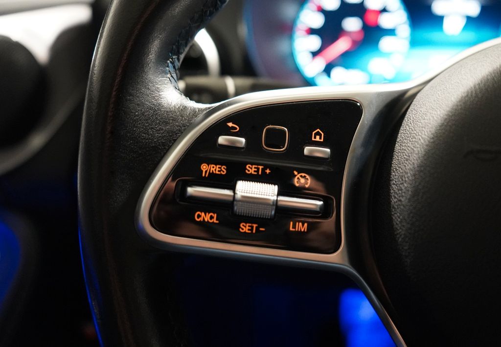 Mercedes-Benz C 300 2020