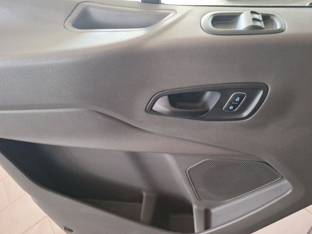 Ford Transit 2021
