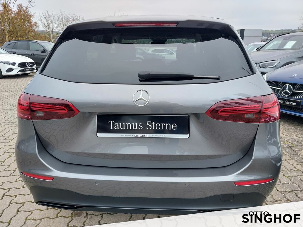 Mercedes-Benz B 220 2023