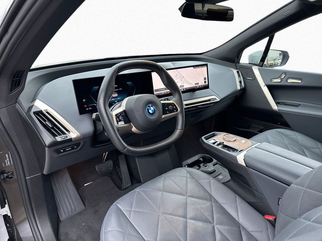 BMW iX 2023