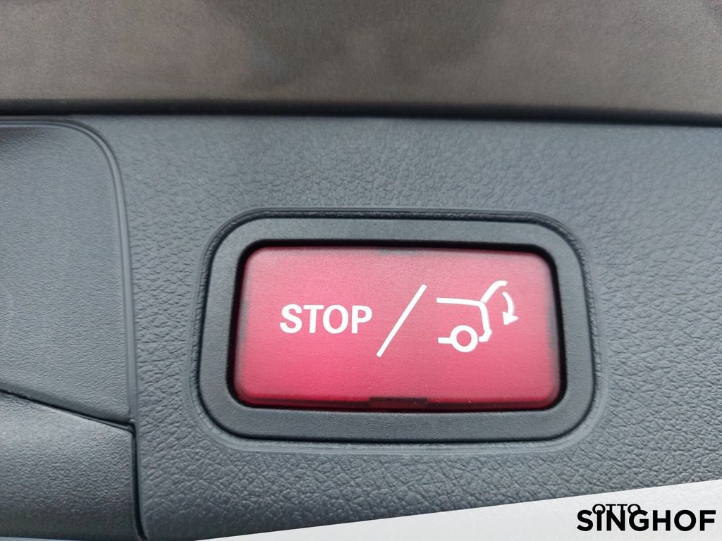 Mercedes-Benz B 220 2023